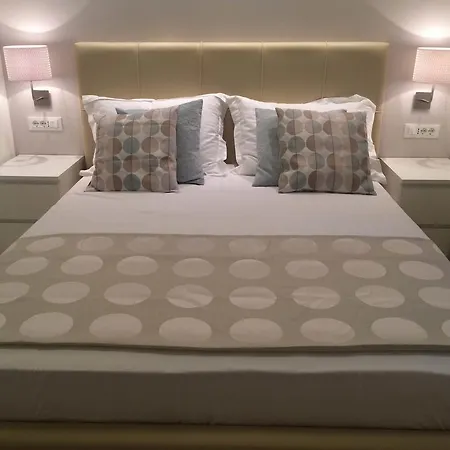 Villa Sea Breeze Split Room photo