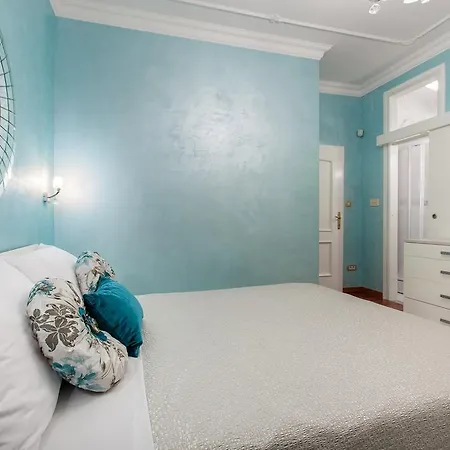 Villa Sea Breeze Split Room photo